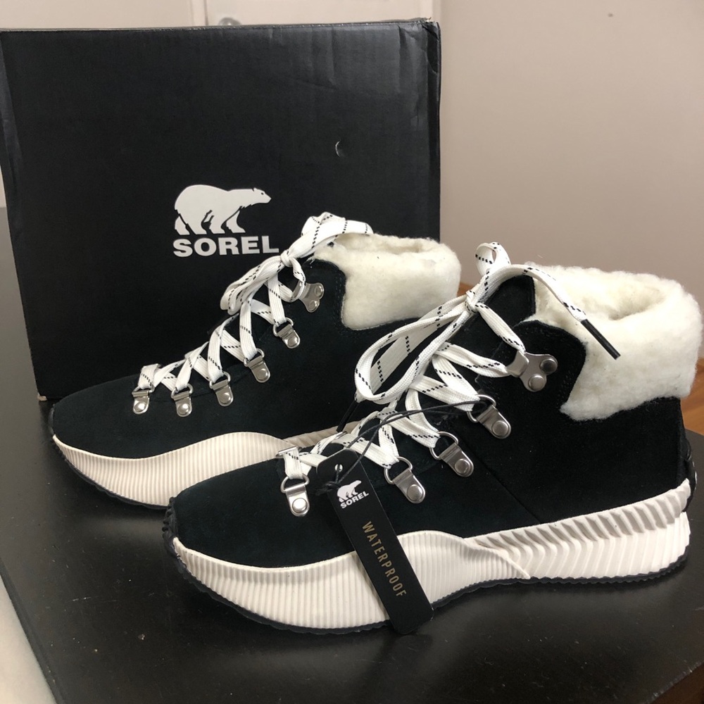 SOREL Women New 2025 Winter Waterproof Boots Out ‘N About III Conquest size 7